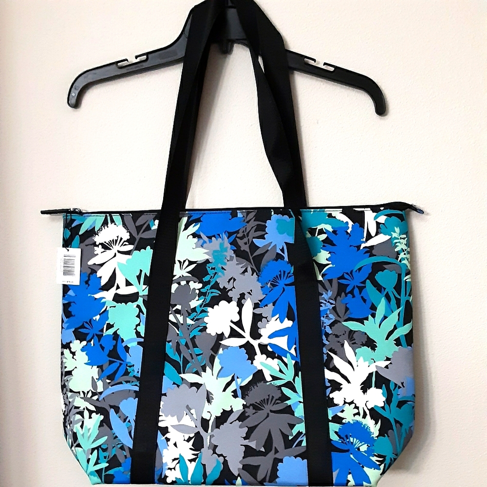 Vera Bradley large insulated cooler